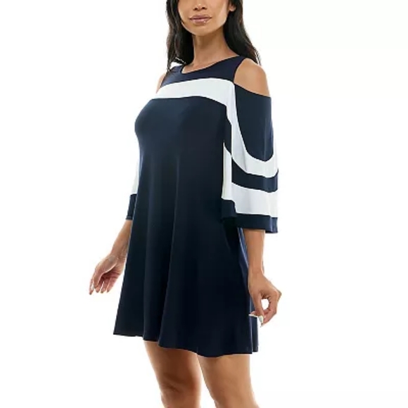 Draped Sleeve Cold Shoulder Dress - Picture 3 of 7